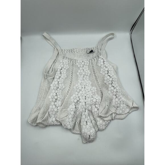 American Eagle Lace Style Tank Top Size Medium - Picture 2 of 5
